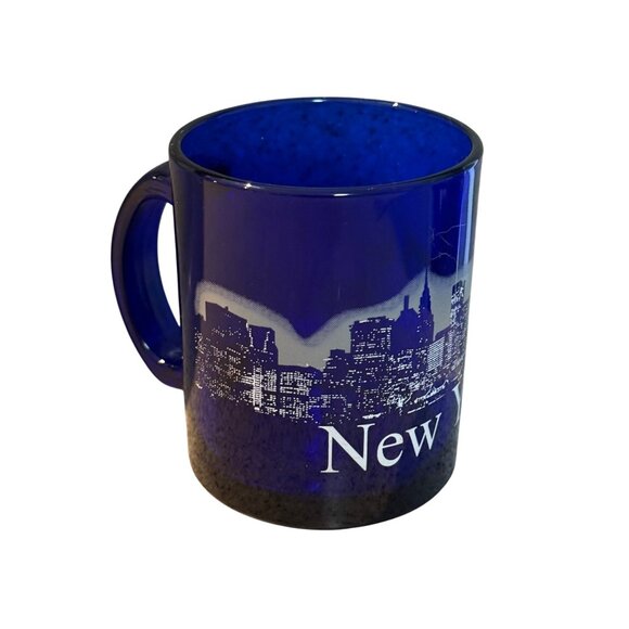 Vintage New York Skyline Cobalt Blue Glass Coffee Mug Cup Twin Towers Souvenir - Picture 4 of 7